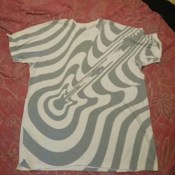 Other - Size xl mens guitar shirt